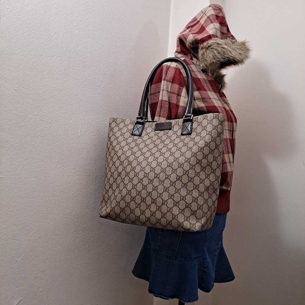 Gucci GG Brown Supream Tote Bag